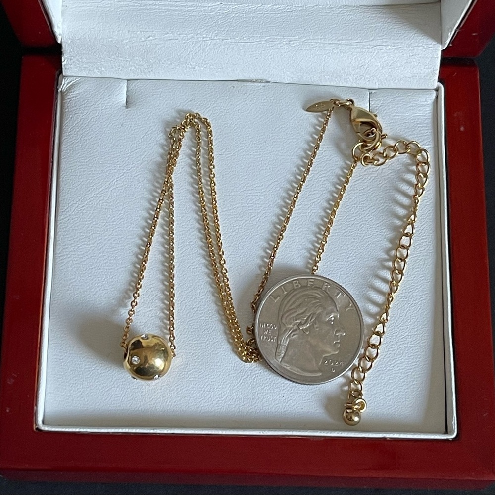 Avon gold tone ball with rhinestone Necklace. - Picture 3 of 6